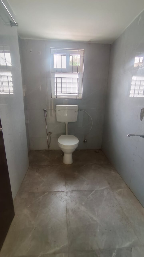 Unfurnished 2bhk in Kekura Nagar Path, Sanket Vihar, Swaraj Nagar, Sarumotoria, Guwahati, Assam, India for Rent